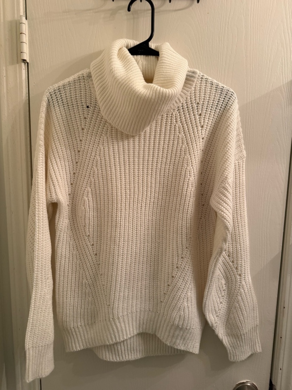 Women's Cream Turtleneck Chunky Knit Sweater